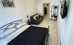 Residenza Marvin De Curtis